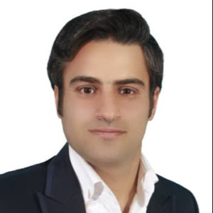 آرش آقاطهرانی